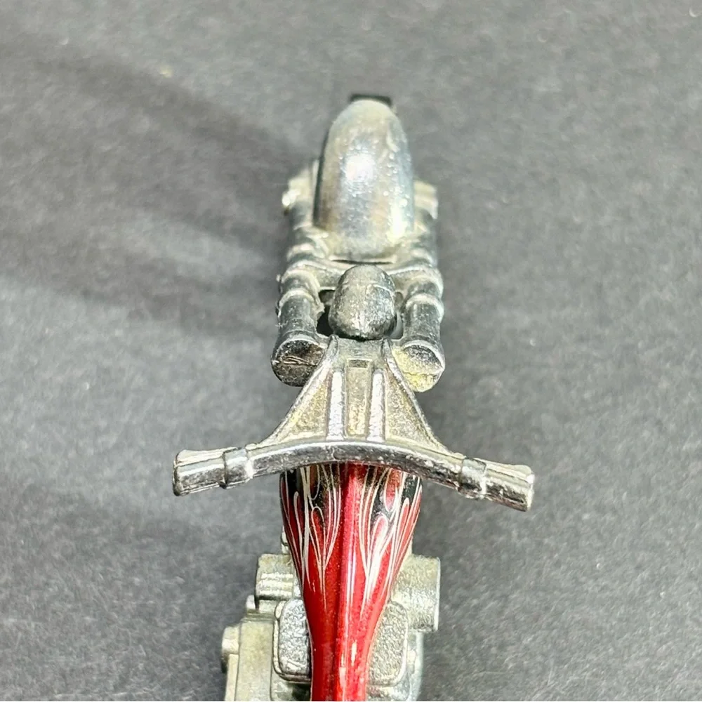 Hot Wheels 2009 OCC Splitback Motorcycle RED Model‎ #9 Snowflake Card 1:64 Scale
